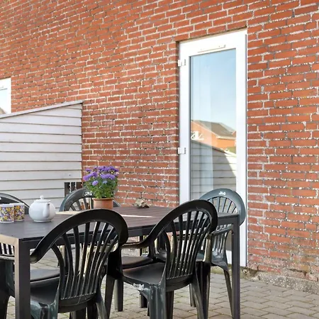 Appartement Odger - 2-3km From The Sea By Interhome *