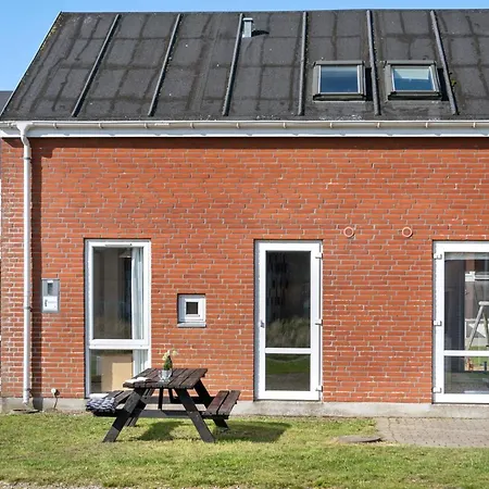 Odger - 2-3km From The Sea By Interhome