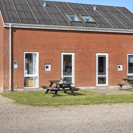 Odger - 2-3km From The Sea By Interhome